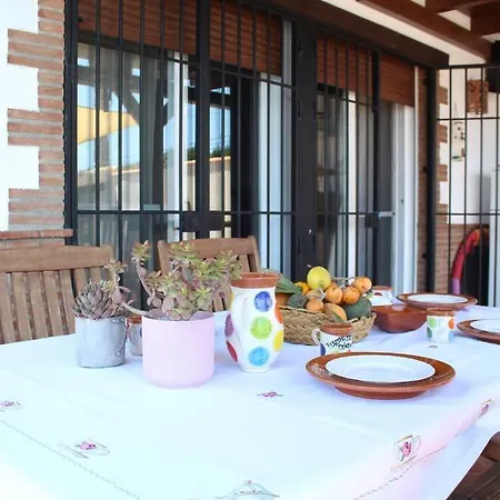 Casa Julia Y Chloe Holiday home *